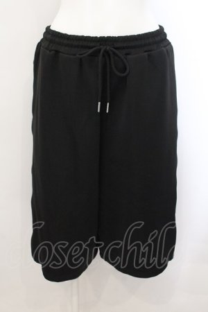 画像: REFLEM / サイドZIPジャージハーフパンツ F ブラックｘパープル O-24-11-07-052-PU-PA-YM-ZT282