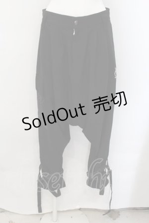 画像: Sixh / エンブレムプリントサルエルパンツ  ブラック O-24-11-09-035-HN-PA-IG-ZY