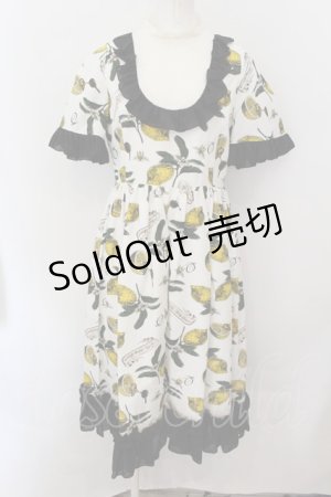 画像: Q-pot. / Honey Lemon ベルスリーブドレス  シロ×クロ×イエロー O-24-11-16-074-QP-OP-IG-OS