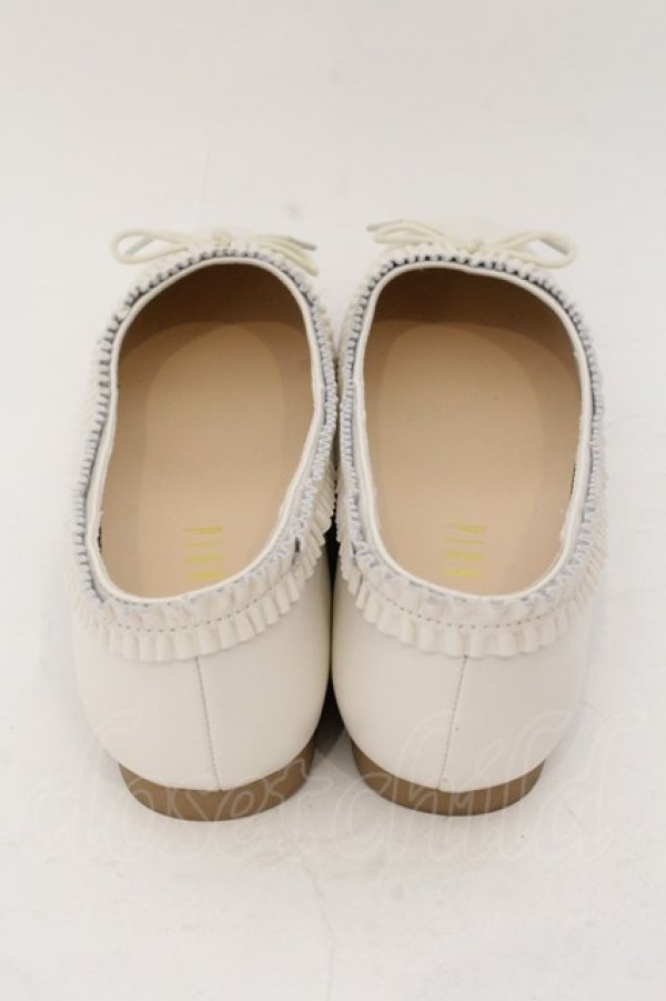 画像4: PINK HOUSE / フリル使いバレエシューズ 2（S） オフシロ O-24-11-29-117-LO-SH-OW-ZT-K006 (4)