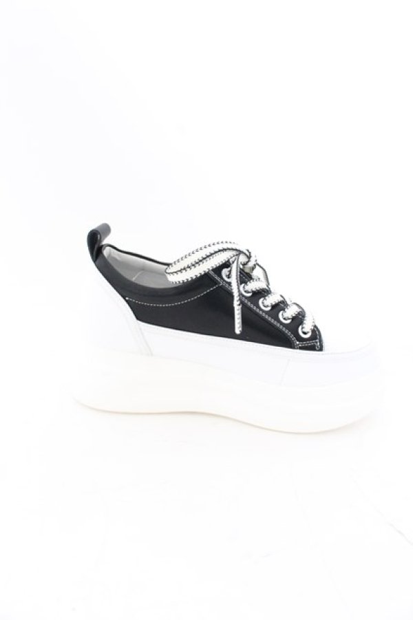 画像5: NieR Clothing / NieR軽量×厚底SNEAKERS【身長約6.5cmUP】 JPN22.5cm ブラック×ホワイト O-24-12-15-028-PU-SH-IG-ZT346 (5)