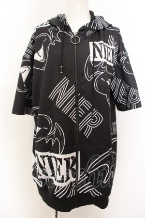 画像: NieR Clothing / 転写pt半袖ZIPパーカー F ハートウイング（ブラック×ホワイト） O-24-12-18-086-PU-TO-OW-ZT259