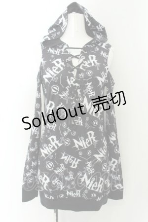 画像: NieR Clothing / 猫耳付き 総柄STYLISH OFF- SHOULDER PARKA F ブラック×ホワイト O-24-12-18-019-PU-TO-OW-ZT248
