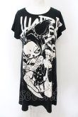 画像1: HYPER CORE / ガール＆スカルプリントTシャツ  ブラック O-24-12-27-025-PU-TO-OW-ZT259 (1)