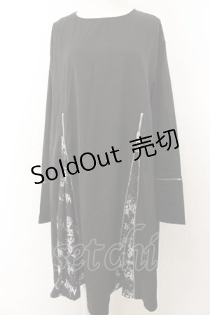 画像: NieR Clothing / ZIPデザインワンピース F ブラック O-24-12-31-1043-PU-OP-OW-ZT277
