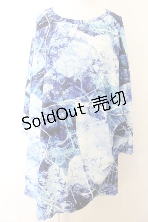 画像: NieR Clothing / 転写Tシャツ F スプラッシュ（ブルー） O-24-12-31-1046-PU-TS-OW-ZT272