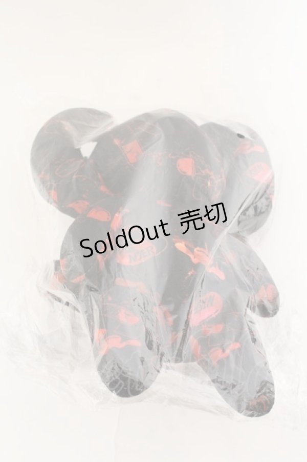 画像1: 【SALE】NieR CLOTHING / ぬいぐるみ  薬柄（ブラック） O-24-12-31-1151-PU-ZA-OW-ZT335 (1)