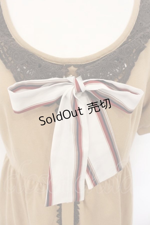 画像2: axes femme POETIQUE / 裾レース切替ニットチュニ  ブラウン O-25-01-18-014-AX-OP-IG-OS (2)