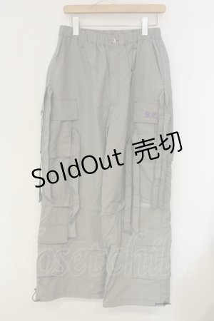 画像: REFLEM / 2WAYワイドナイロンカーゴパンツ F グレー O-25-01-21-083-PU-PA-OW-ZT436