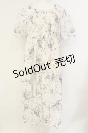 画像: PINK HOUSE / リトルヴァイオレットプリントミディワンピース  シロ O-25-01-23-009-LO-OP-IG-OS