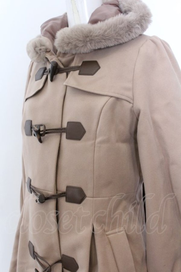 画像2: axes femme / パネル刺繍ダッフルコート M ベージュ O-25-01-30-012-AX-CO-OW-ZT-C038 (2)