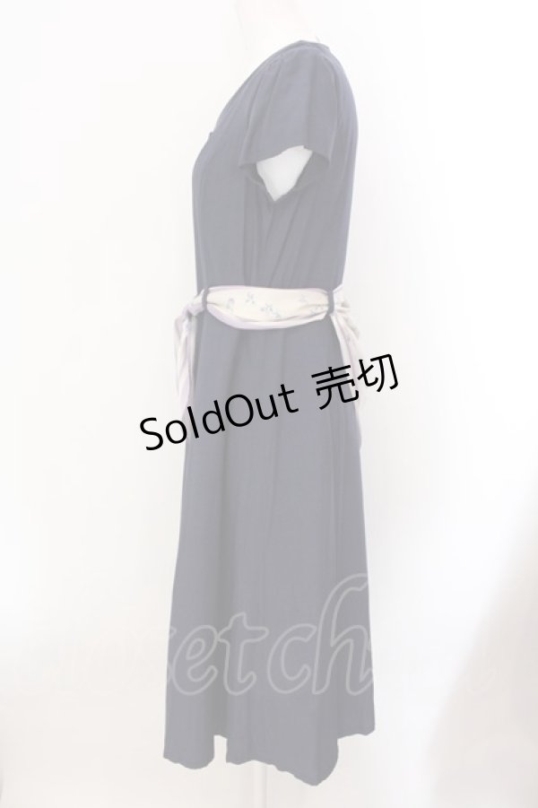 画像2: an another angelus / スカーフ付き前開きワンピース  ネイビー O-25-02-10-022-CA-OP-IG-ZT203 (2)