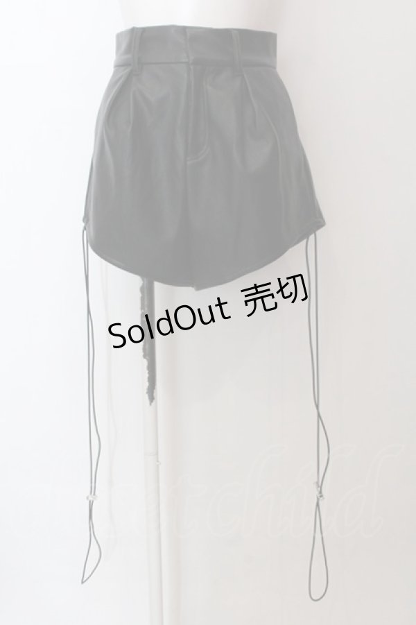 画像1: Melt the lady / レザーライクショートパンツ S ブラック O-25-02-19-1001-PU-PA-IG-ZT077 (1)
