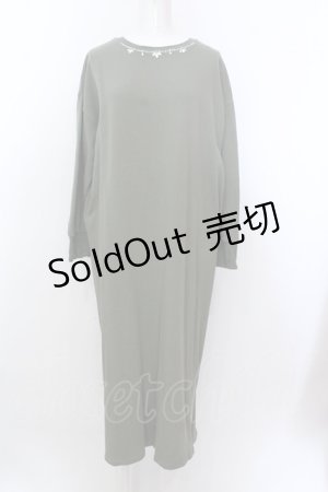 画像: 【SALE】axes femme / ビジュー付きスウェットワンピース M グリーン O-25-02-19-1086-AX-OP-IG-ZT493