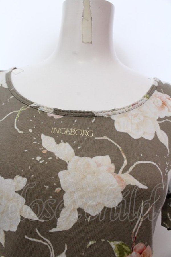 画像2: INGEBORG / フラワー総柄ロゴTシャツ S グレージュ O-25-02-19-1009-LO-TS-YM-ZT089 (2)