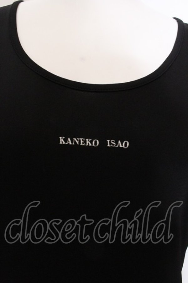 画像2: KANEKO ISAO / ロゴ刺繍半袖ワンピース  クロ O-25-02-19-1139-EL-OP-IG-ZT157 (2)