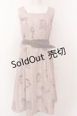 画像: Fi.n.t / ベルト付きクローゼット柄ワンピース F ピンクベージュ O-25-02-19-1030-CA-OP-SZ-ZT079