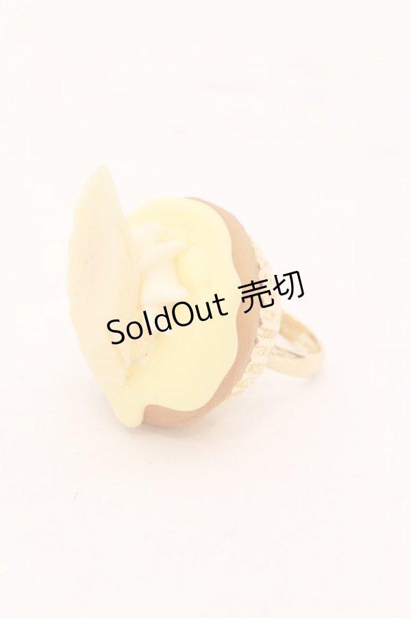 画像1: Q-pot. / Banana CupCake  - O-25-02-20-041-QP-AC-IG-ZT432-F003 (1)