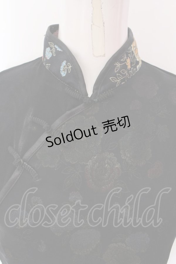 画像2: Ozz On / シフォンレイヤードチャイナジャガードトップス  ブラック×マルチ O-25-02-22-019-OO-TO-OW-OS (2)