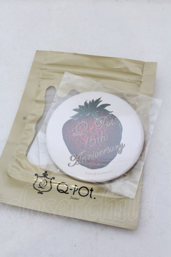 画像1: Q-pot. / 15th Anniversary缶バッジ   O-25-02-23-1062-QP-ZA-OW-OS (1)