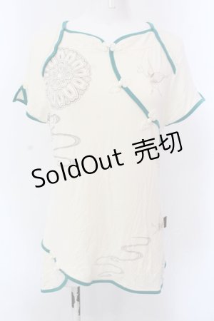 画像: Ozz oneste / バタフライプリントチャイナボタンTシャツ  アイボリー×ミント O-25-02-25-042-OO-TS-IG-ZI