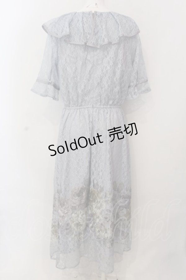 画像4: axes femme NOSTALGIE / レースプリント配色ローズワンピース F サックス O-25-02-26-1035-AX-OP-IG-OS (4)