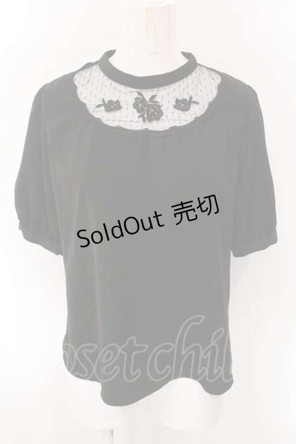 画像1: an another angelus / ヨークローズ刺繍プルオーバーブラウス  クロ O-25-02-26-1040-CA-BL-IG-OS (1)