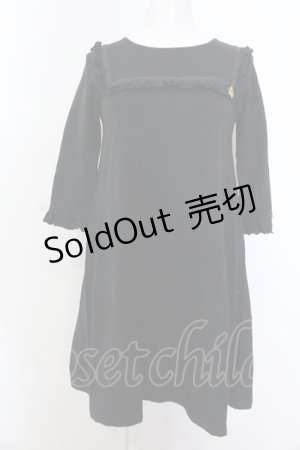 画像: Leur Getter /スクエアフリルカットソーワンピース - クロ O-25-02-27-1069-LU-OP-IG-OS