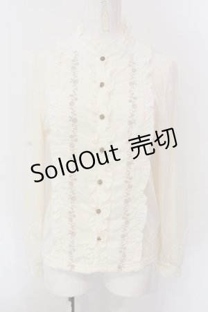 画像: axes femme / 薔薇刺繍ブラウス風プルオーバー F キナリ O-25-02-28-051-AX-TO-OW-OS