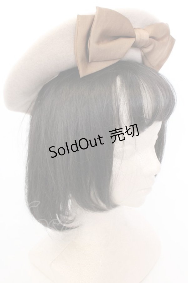 画像2: 【SALE】Maison de FLEUR / マットサテンリボンフェルトベレー  ベージュ O-25-05-30-1084-LO-AC-IG-ZT437 (2)