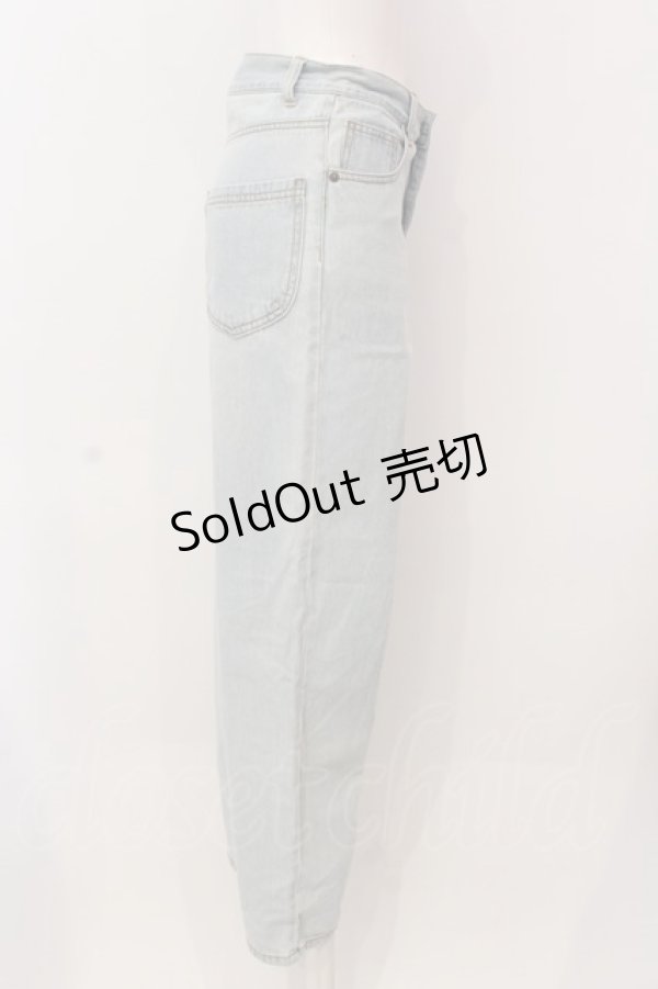 画像2: Fi.n.t / 【サイズ展開】ハイウエストストレートデニムパンツ 2 ライトインディゴ O-25-03-08-081-CA-PA-IG-ZT140 (2)