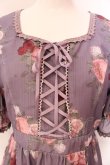 画像2: axes femme / ミルフィーユローズ柄ワンピース F ラベンダー O-25-03-08-012-AX-OP-OW-OS (2)
