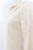 画像3: axes femme / 首元付属使いレースプルオーバー  アイボリー O-25-03-12-044-AX-TO-IG-OS (3)