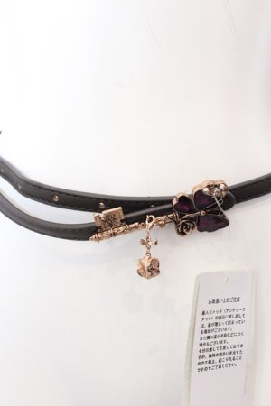 画像: axes femme / 蝶モチーフ鍵細ベルト  ブラウン O-25-03-13-1006-AX-SK-OW-ZT-K016