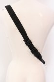 画像3: RNA / レザースターボディバッグ  ブラック O-25-03-17-070-PU-BG-IG-OS (3)