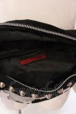 画像4: RNA / レザースターボディバッグ  ブラック O-25-03-17-070-PU-BG-IG-OS (4)