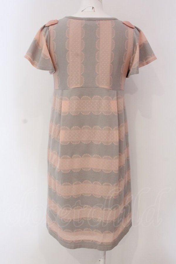 画像3: Emily Temple cute / スカラップレースジャガードワンピース  グレーxピンク O-25-03-20-1041-ET-OP-HD-ZT238 (3)