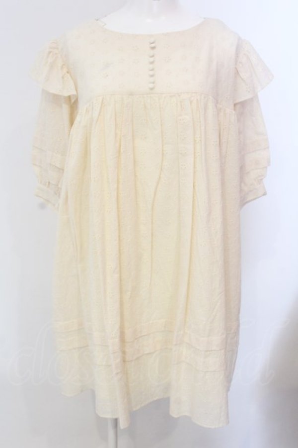 画像1: Maison de FLEUR Petite Robe canone / エンジェルショルダースモックワンピース  アイボリー O-25-03-20-2032-EL-OP-IG-ZT140 (1)