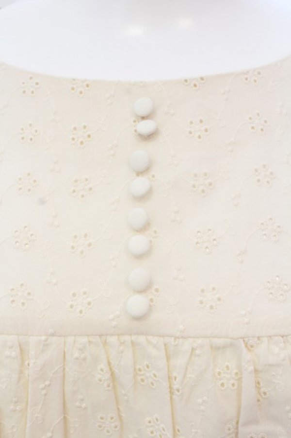 画像2: Maison de FLEUR Petite Robe canone / エンジェルショルダースモックワンピース  アイボリー O-25-03-20-2032-EL-OP-IG-ZT140 (2)