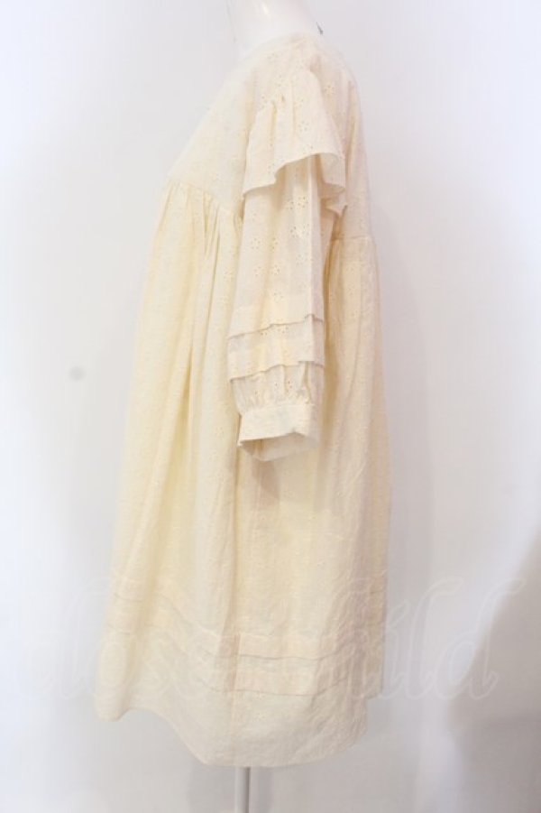画像3: Maison de FLEUR Petite Robe canone / エンジェルショルダースモックワンピース  アイボリー O-25-03-20-2032-EL-OP-IG-ZT140 (3)