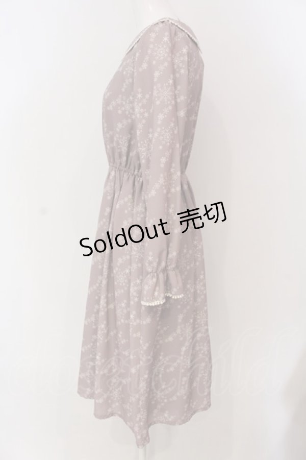 画像2: 【SALE】Fi.n.t / スノー千鳥柄ワンピース  ベージュ O-25-03-20-2046-CA-OP-IG-ZT201 (2)