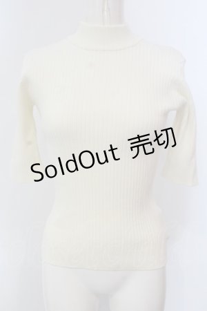 画像: FA（Fi.n.t） / バックリボンリブニット半袖プルオーバー F オフシロ O-25-03-20-2026-LO-TO-OW-ZT140