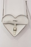 画像1: Dr.Martens （Getta Grip） / LOVE HEART BAG バッグ  ホワイト O-25-03-22-013-PU-BG-IG-OS (1)