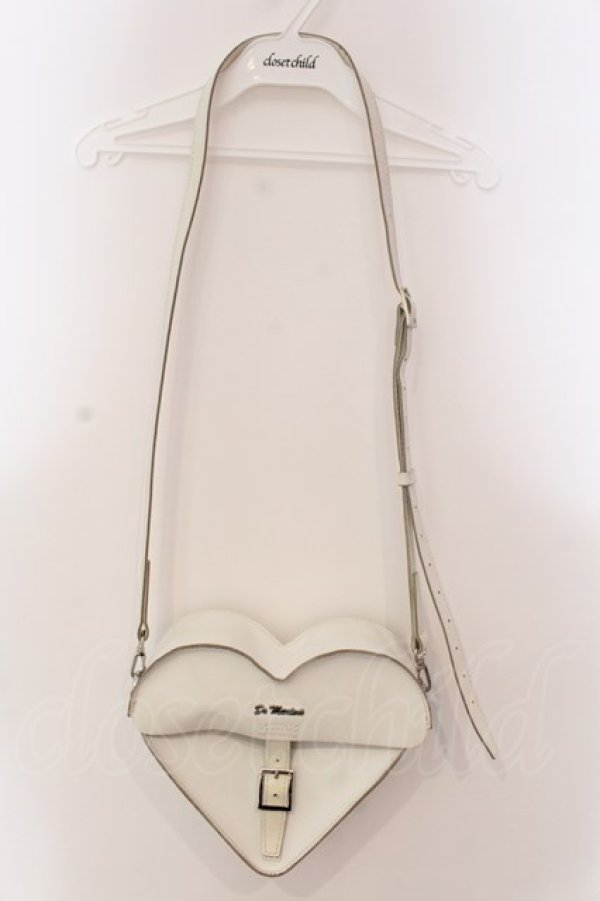 画像3: Dr.Martens （Getta Grip） / LOVE HEART BAG バッグ  ホワイト O-25-03-22-013-PU-BG-IG-OS (3)