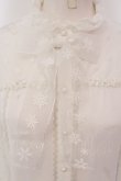 画像2: Angelic Pretty / Fancy Ornamentブラウス  シロ O-25-03-24-043-AP-BL-OW-OS (2)