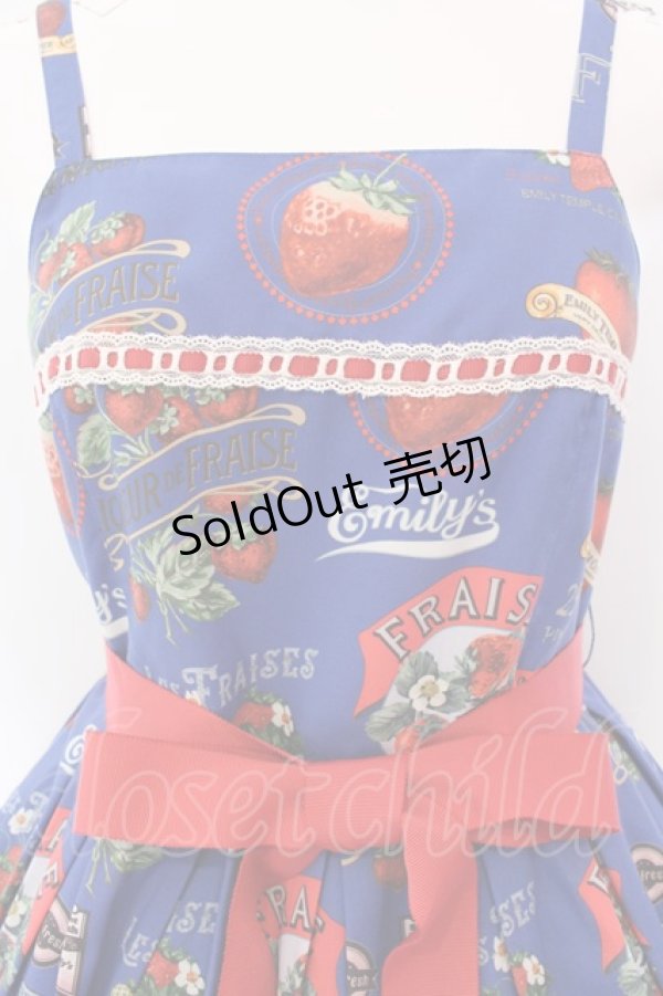 画像2: Emily Temple cute / Vintage Strawberryキャミソールワンピース  ネイビー O-25-03-25-030-ET-OP-IG-OS (2)