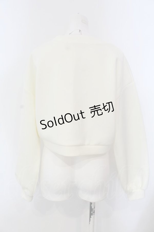画像4: Fi.n.t / 刺繍入りダンボールニットプルオーバー F アイボリー O-25-03-26-1012-CA-TO-OW-ZT114 (4)