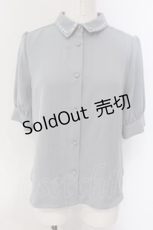 画像: Fi.n.t / 配色タイ付きはしごリボン衿5分袖ブラウス  サックス O-25-03-26-1028-CA-BL-IG-ZT110