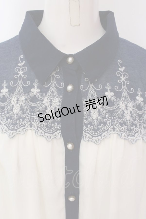 画像2: axes femme / ヨーク刺繍イレヘムチュニック M キナリ×ネイビー O-25-03-29-022-AX-TO-OW-OS (2)