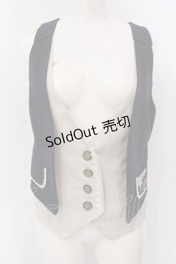 画像1: axes femme POETIQUE / ハートチョコ刺繍重ね着風ベスト M ネイビー×アイボリー O-25-03-31-1037-AX-TO-IG-OS (1)